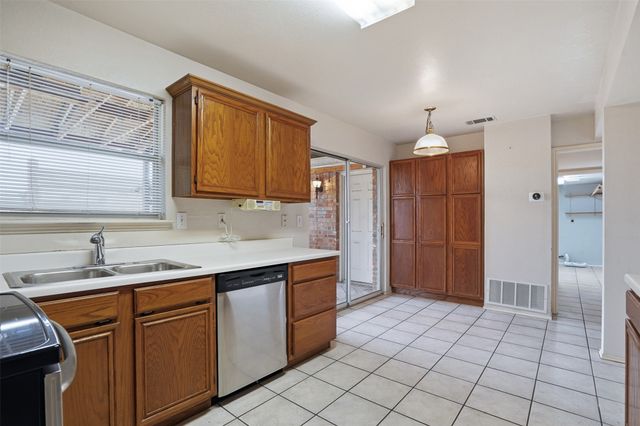 1037 Monarch Drive, Lewisville, TX 75067