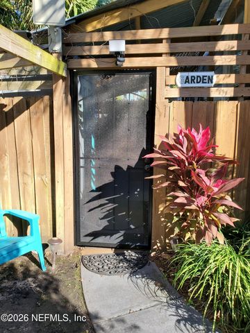 530 S 2ND Street, Jacksonville Beach, FL 32250