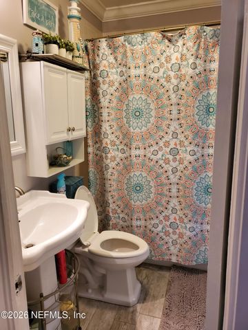 530 S 2ND Street, Jacksonville Beach, FL 32250