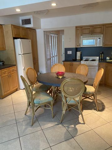 1801 S Surf Rd 2C, Hollywood, FL 33019