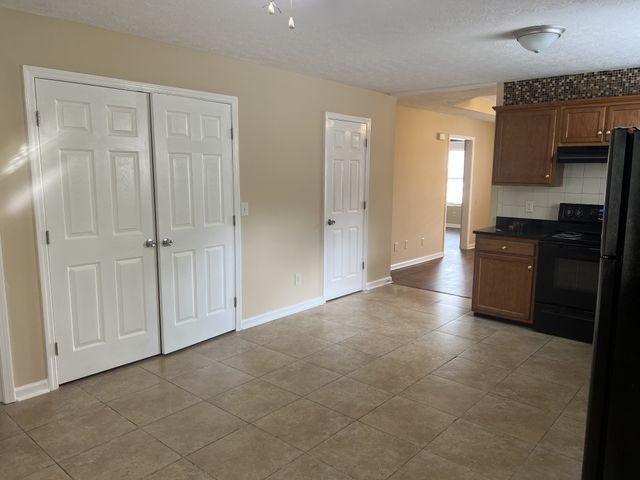 2049 Williams Valley Dr, Madison, TN 37115