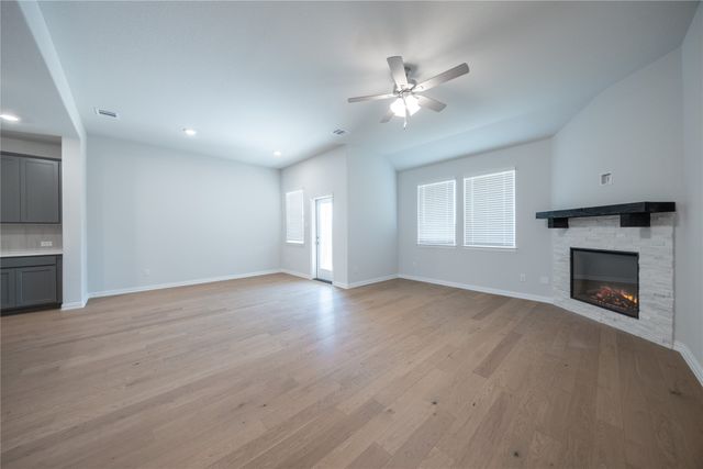 4050 Georges Bend, Crandall, TX 75114