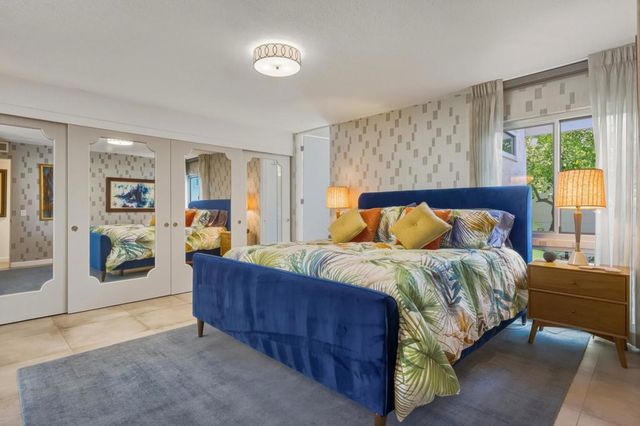 5337 E Lakeside Drive, Palm Springs, CA 92264