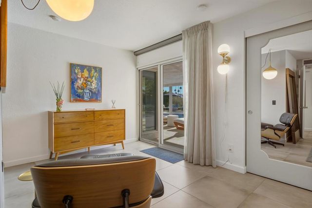 5337 E Lakeside Drive, Palm Springs, CA 92264