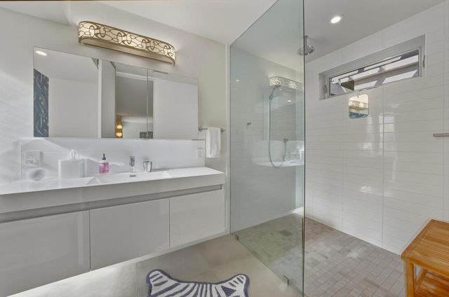 5337 E Lakeside Drive, Palm Springs, CA 92264