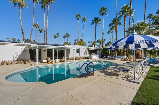 5337 E Lakeside Drive, Palm Springs, CA 92264
