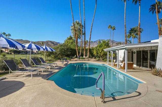 5337 E Lakeside Drive, Palm Springs, CA 92264