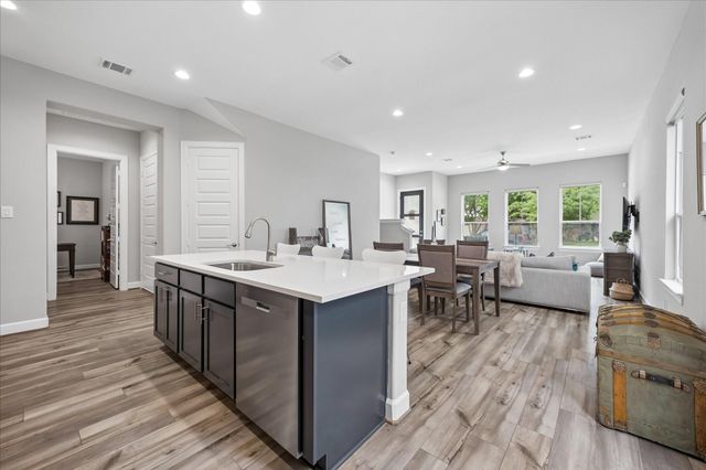 4283 Childress Street, Houston, TX 77005