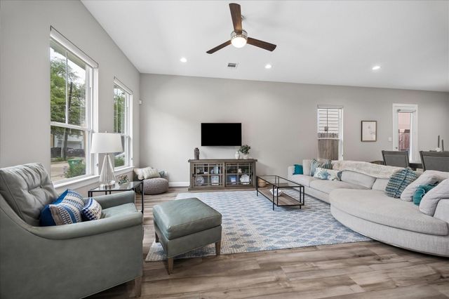 4283 Childress Street, Houston, TX 77005