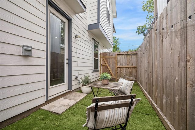 4283 Childress Street, Houston, TX 77005