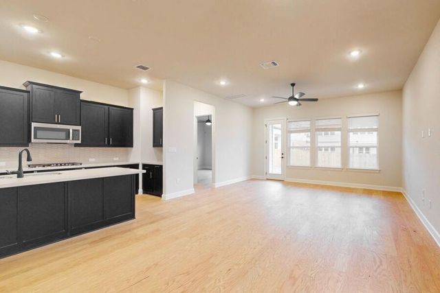 119 Cotton Tree TER, Dripping Springs, TX 78620