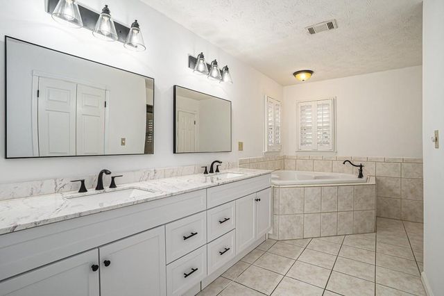 1501 Aiken Chafin Lane, Mcdonough, GA 30252