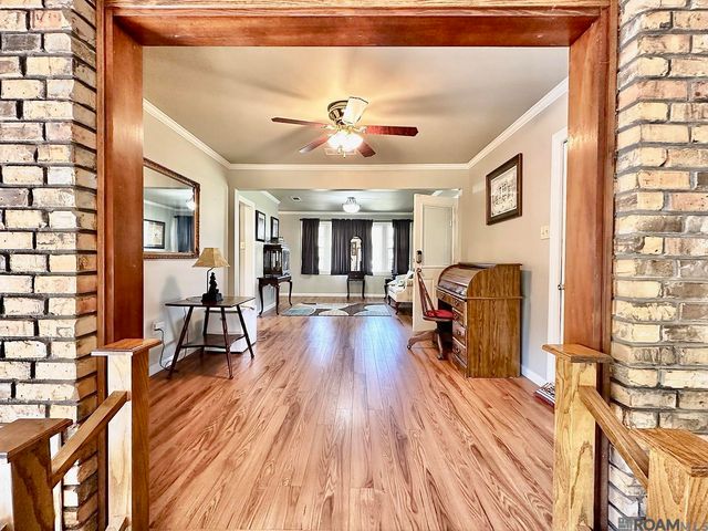 58675 Delacroix Ave, Plaquemine, LA 70764