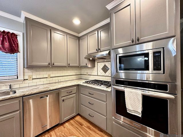 58675 Delacroix Ave, Plaquemine, LA 70764