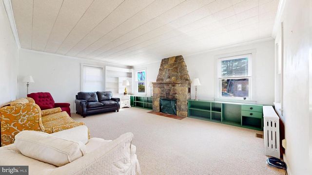 201 ST LOUIS AVE, Egg Harbor City, NJ 08215