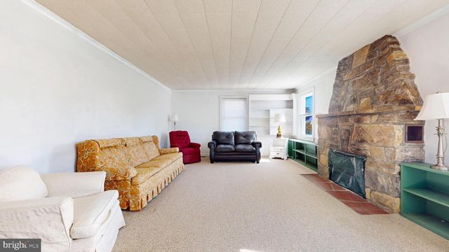 201 ST LOUIS AVE, Egg Harbor City, NJ 08215
