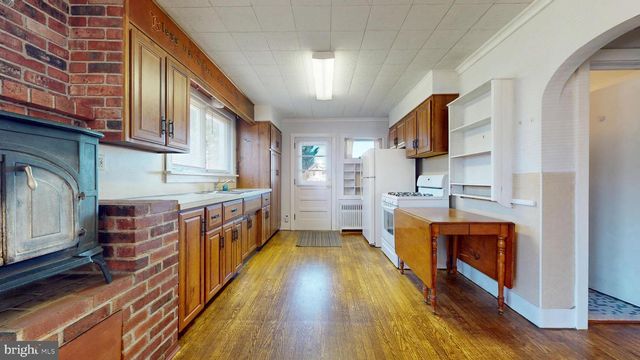 201 ST LOUIS AVE, Egg Harbor City, NJ 08215