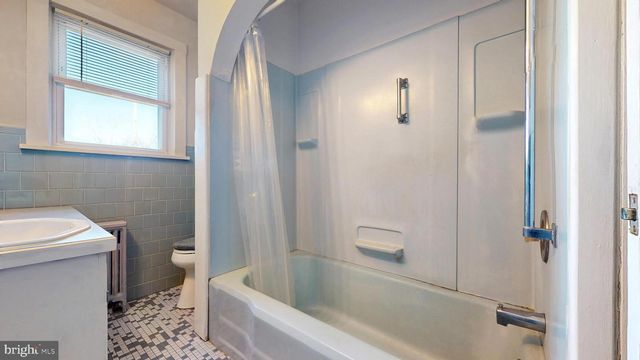 201 ST LOUIS AVE, Egg Harbor City, NJ 08215