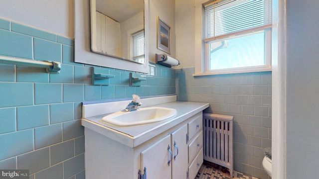 201 ST LOUIS AVE, Egg Harbor City, NJ 08215