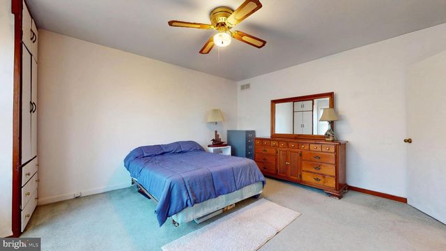 201 ST LOUIS AVE, Egg Harbor City, NJ 08215