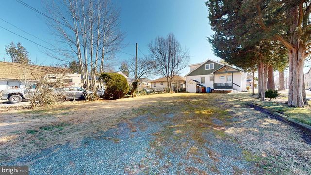 201 ST LOUIS AVE, Egg Harbor City, NJ 08215