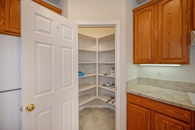 5118 Bessemer Ct, Sacramento, CA 95835