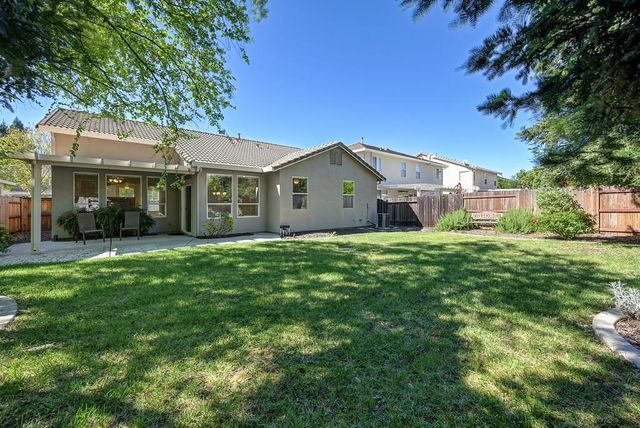 5118 Bessemer Ct, Sacramento, CA 95835