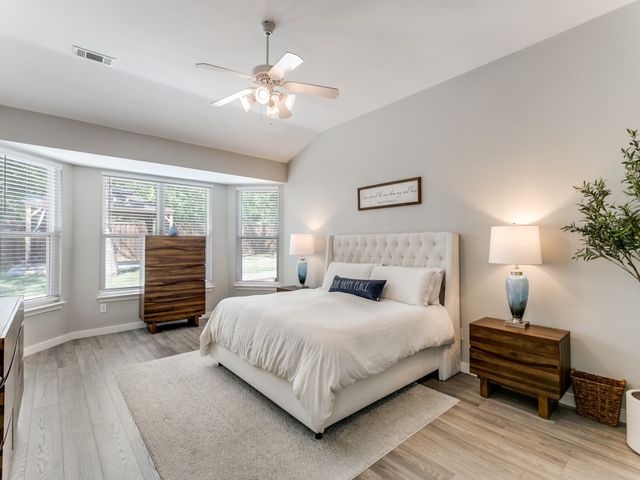 3905 Park Wood Dr Drive, Corinth, TX 76208