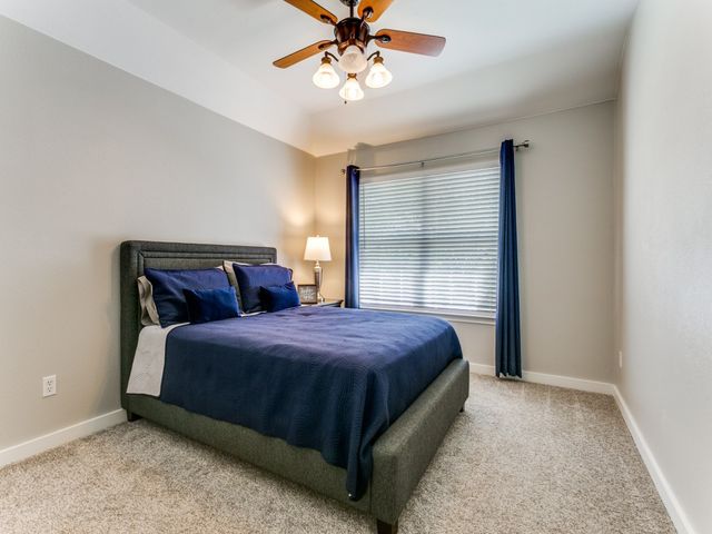 3905 Park Wood Dr Drive, Corinth, TX 76208