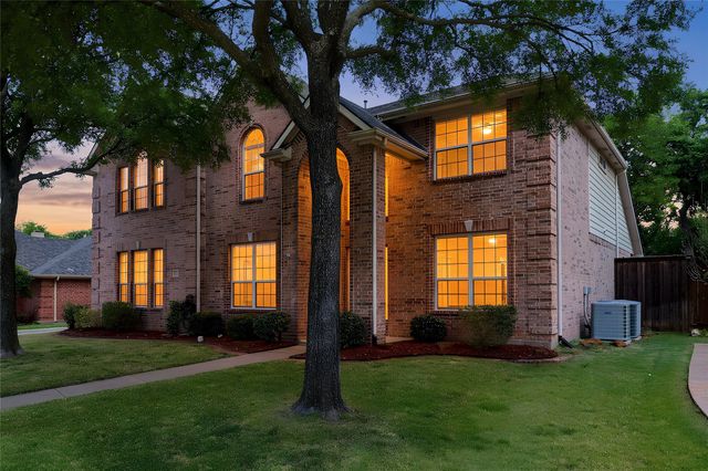 3905 Park Wood Dr Drive, Corinth, TX 76208