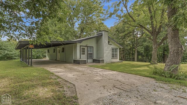 711 E Walnut Street, Paragould, AR 72450