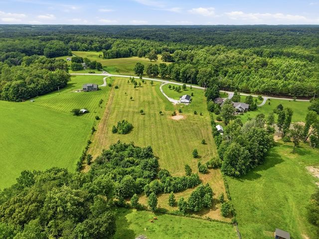1834 Cummins Mill Rd, Cookeville, TN 38501