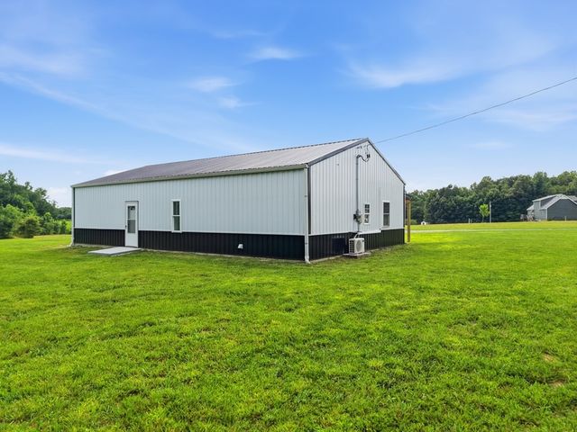 1834 Cummins Mill Rd, Cookeville, TN 38501
