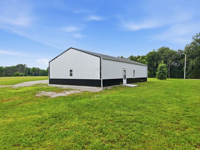 1834 Cummins Mill Rd, Cookeville, TN 38501