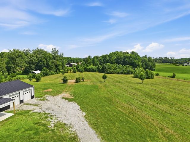1834 Cummins Mill Rd, Cookeville, TN 38501