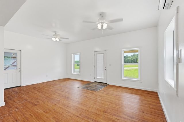 1834 Cummins Mill Rd, Cookeville, TN 38501