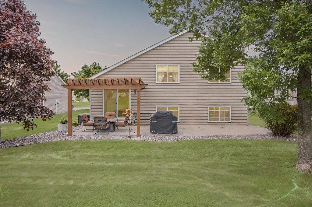 11419 17th Street NE, Saint Michael, MN 55376