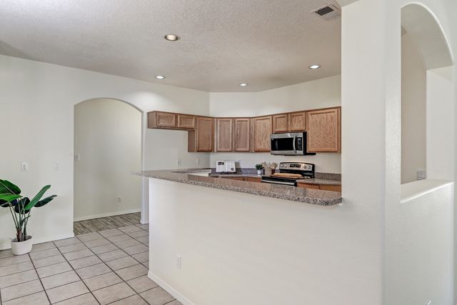9419 Ashfall Place NW, Albuquerque, NM 87120