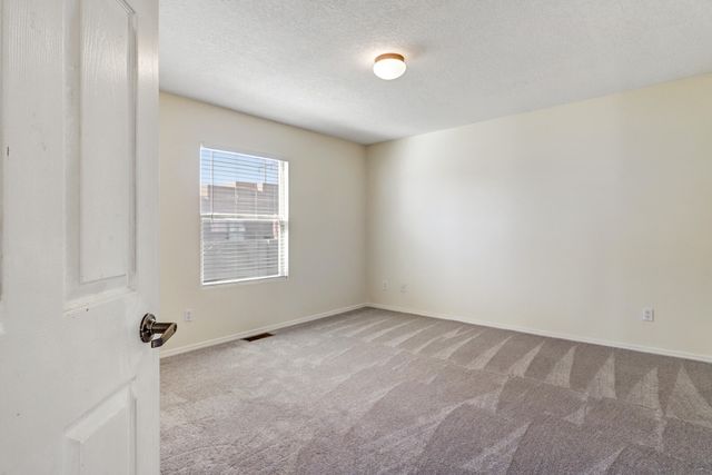 9419 Ashfall Place NW, Albuquerque, NM 87120