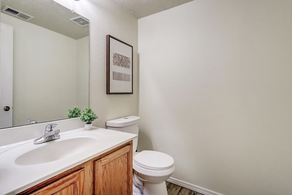 Image 15 of property listing at 9419 Ashfall Place NW, Albuquerque, NM 87120