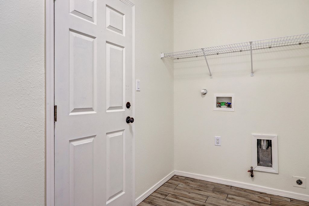 Image 17 of property listing at 9419 Ashfall Place NW, Albuquerque, NM 87120