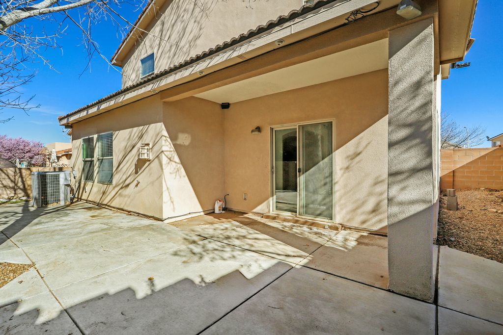 Image 30 of property listing at 9419 Ashfall Place NW, Albuquerque, NM 87120
