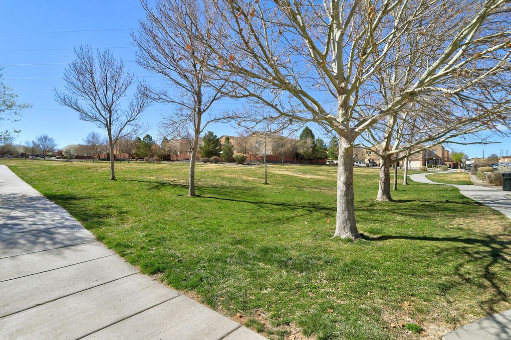 Image 36 of property listing at 9419 Ashfall Place NW, Albuquerque, NM 87120