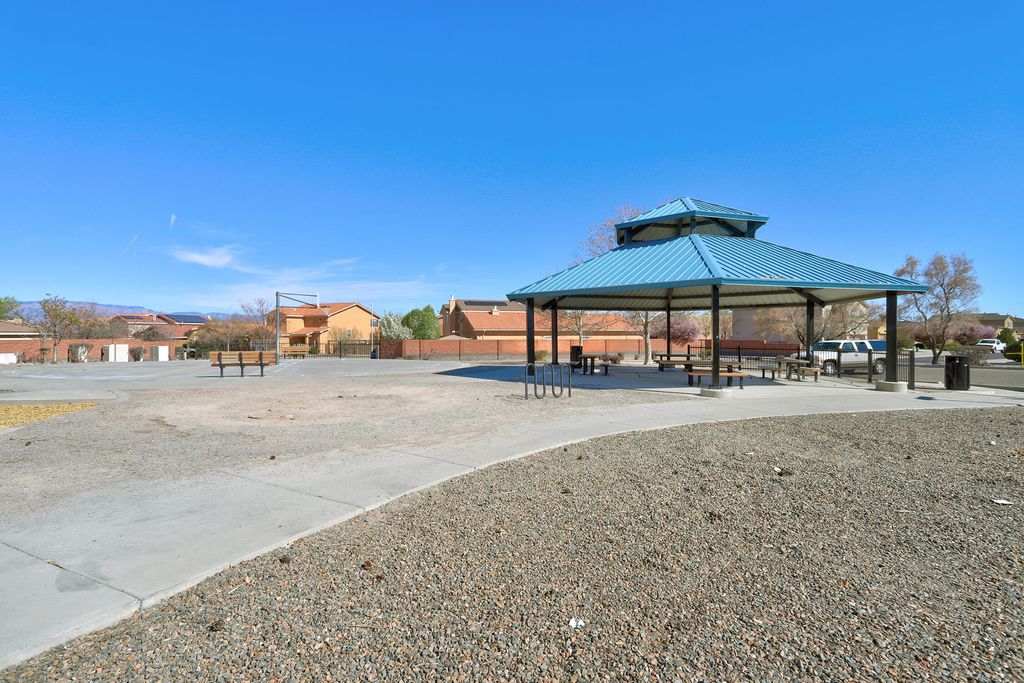 Image 38 of property listing at 9419 Ashfall Place NW, Albuquerque, NM 87120