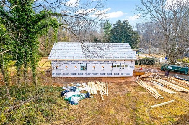 606 W Lee Street, Mebane, NC 27302