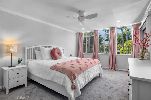 289 S Barrington Avenue A203, Los Angeles, CA 90049