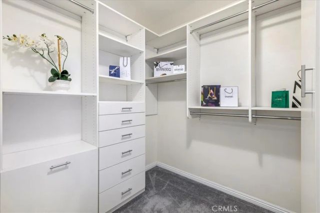 289 S Barrington Avenue A203, Los Angeles, CA 90049