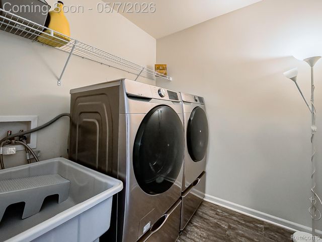 8640 Quincy Drive, Westland, MI 48185