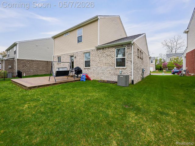 8640 Quincy Drive, Westland, MI 48185