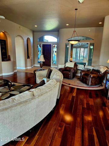 1801 W LYNX Way, Chandler, AZ 85248